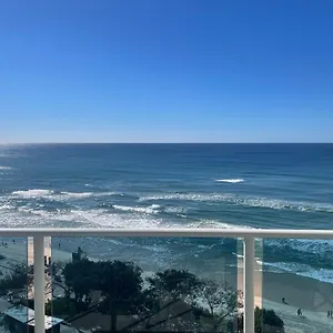 Grosvenor Beachfront Surfers Paradise Aparthotel